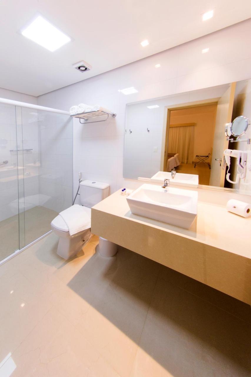 Hotel Araucaria Flat อารารากวารา ภายนอก รูปภาพ