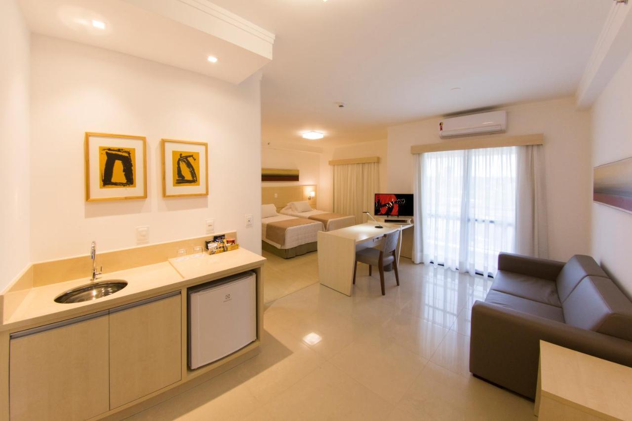 Hotel Araucaria Flat อารารากวารา ภายนอก รูปภาพ